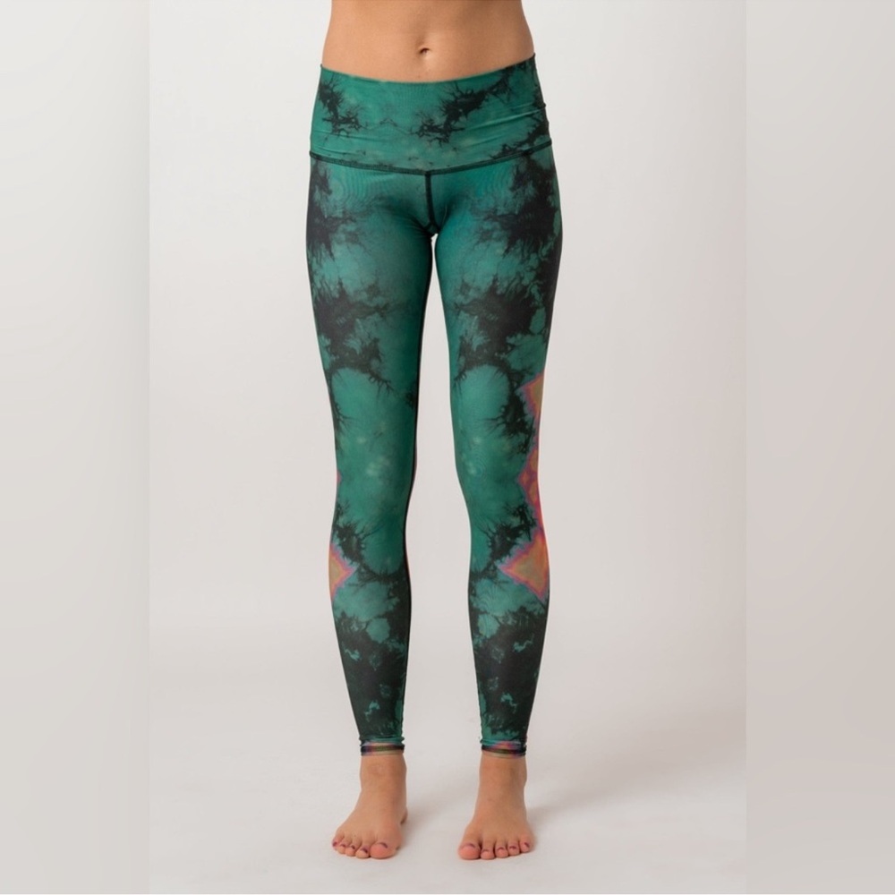 Teeki Eagle Feather Green Hot Yoga Pant Medium